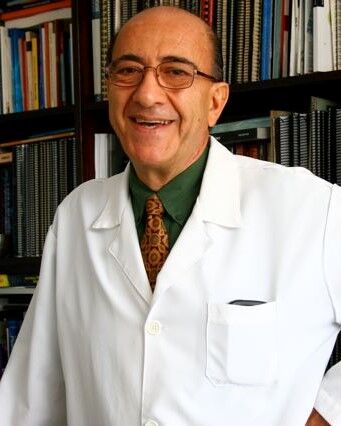 Médico Oftalmólogo Fernando Mansilla